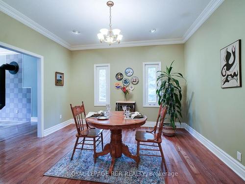 5823 Eighth Line, Erin, ON - Indoor Photo Showing Dining Room