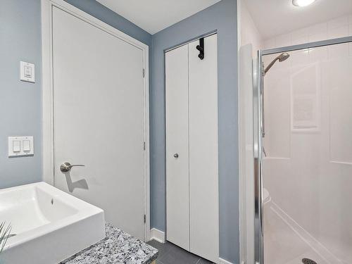 Bathroom - 305-150 Ch. De La Pointe-Sud, Montréal (Verdun/Île-Des-Soeurs), QC - Indoor Photo Showing Bathroom