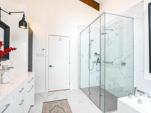 Salle de bains - 383 Rue De La Chasse-Galerie, Sainte-Adèle, QC - Indoor Photo Showing Bathroom