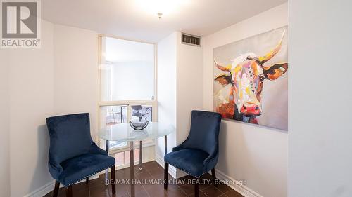 #1103 -10 Kenneth Ave, Toronto, ON - Indoor Photo Showing Other Room