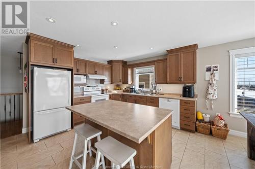 47299 Homestead Rd, Steeves Mountain, NB - Indoor Photo Showing Kitchen With Double Sink