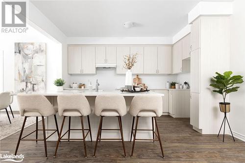 10 Dyer Crescent, Bracebridge, ON - Indoor Photo Showing Kitchen With Upgraded Kitchen