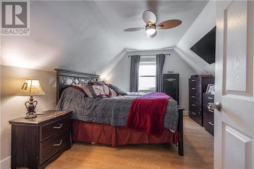 222 Hunter Street, Pembroke, ON - Indoor Photo Showing Bedroom