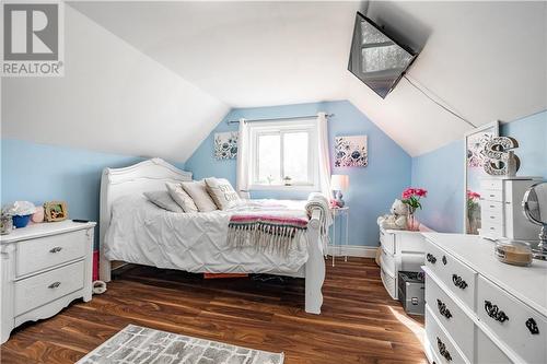 222 Hunter Street, Pembroke, ON - Indoor Photo Showing Bedroom