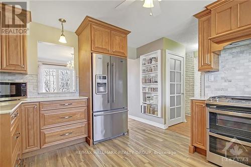 6258 Old Richmond Road, Ottawa, ON - Indoor Photo Showing Kitchen