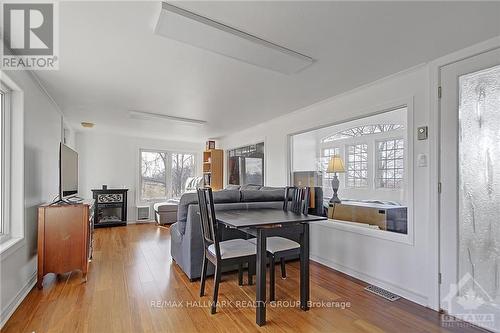 6258 Old Richmond Road, Ottawa, ON - Indoor Photo Showing Dining Room