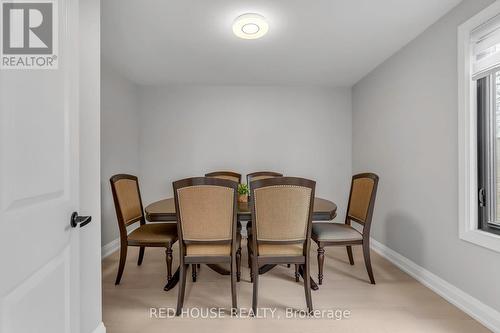 10 Bayside Ave, Hamilton, ON - Indoor Photo Showing Dining Room