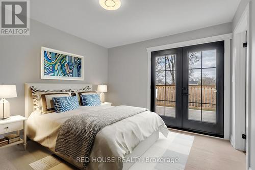 10 Bayside Ave, Hamilton, ON - Indoor Photo Showing Bedroom