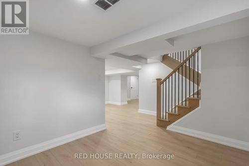 10 Bayside Avenue, Hamilton, ON - Indoor Photo Showing Other Room