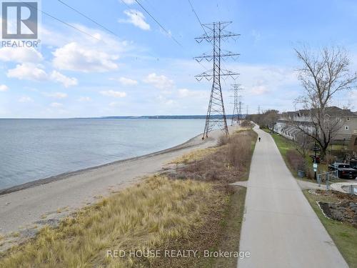 10 Bayside Avenue, Hamilton, ON - Outdoor With Body Of Water With View