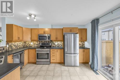 1807 Maple Grove Road, Ottawa, ON - Indoor Photo Showing Kitchen With Stainless Steel Kitchen