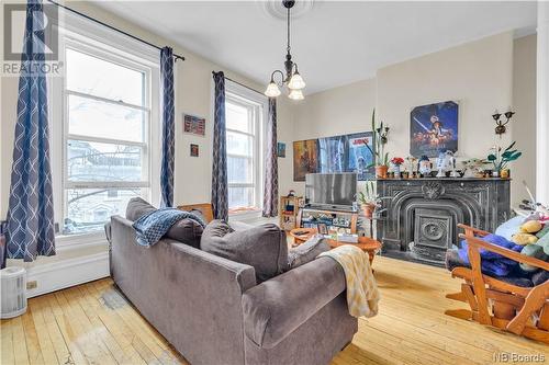 101 Carleton Street, Saint John, NB - Indoor Photo Showing Living Room With Fireplace