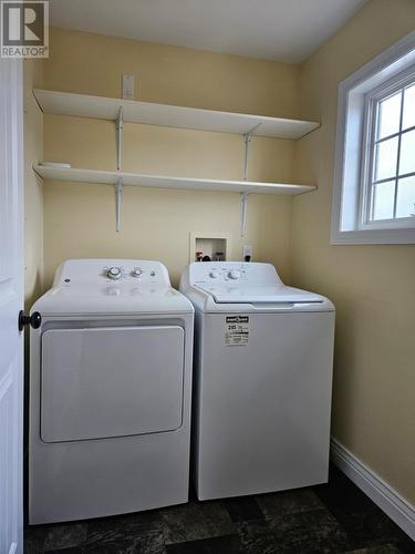 249-251 Ville Marie Drive, Marystown, NL - Indoor Photo Showing Laundry Room