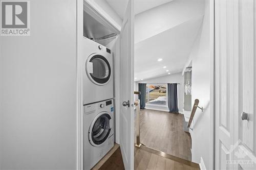 2367 Palm Street, Ottawa, ON - Indoor Photo Showing Laundry Room