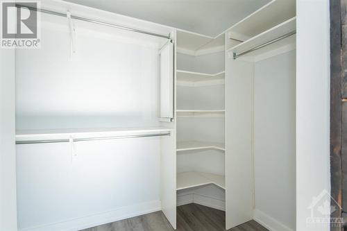 505 St Laurent Boulevard Unit#301, Ottawa, ON - Indoor With Storage