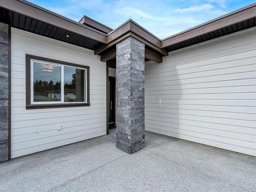 4656 Galdwell Rd, Cowichan Bay, BC - Outdoor With Exterior