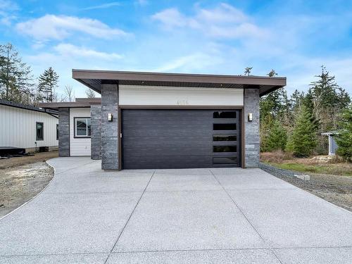 4656 Galdwell Rd, Cowichan Bay, BC - Outdoor