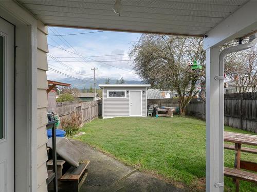 4645 Morton St, Port Alberni, BC - Outdoor With Backyard