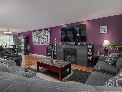 4645 Morton St, Port Alberni, BC - Indoor Photo Showing Living Room With Fireplace