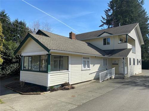 560 4Th St, Courtenay, BC - Outdoor