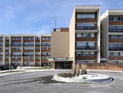 209-1050 Stainton Dr  Mississauga, ON L5C 2T7