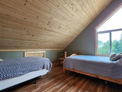 3630 Sharptail Road, Clinton, BC - Indoor Photo Showing Bedroom