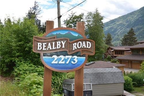 2273 Bealby Road, Nelson, BC - Outdoor