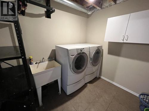 5229 Hallmark Crescent, Fort Nelson, BC - Indoor Photo Showing Laundry Room