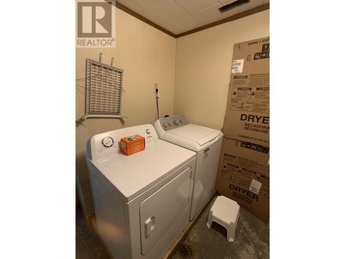 7754 Alaska Highway, Fort Nelson, BC - Indoor Photo Showing Laundry Room