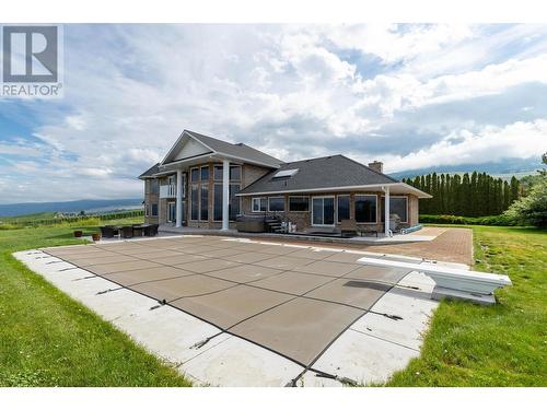 1135 Graf Road, Kelowna, BC - Outdoor With In Ground Pool