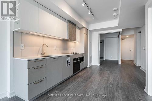 #815 -19 Western Battery Rd, Toronto, ON - Indoor Photo Showing Kitchen With Upgraded Kitchen