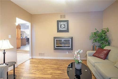79 Worsley Road, Hamilton, ON - Indoor Photo Showing Living Room With Fireplace