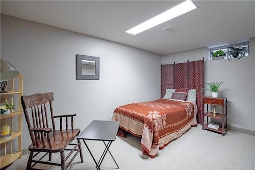 79 Worsley Road, Hamilton, ON - Indoor Photo Showing Bedroom