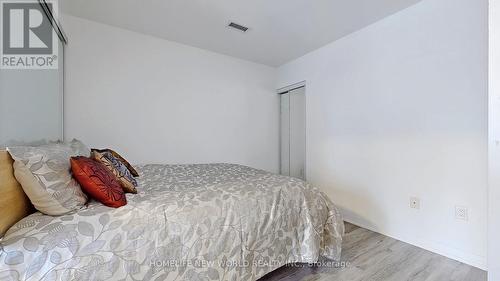 419 - 251 Jarvis Street, Toronto, ON - Indoor Photo Showing Bedroom