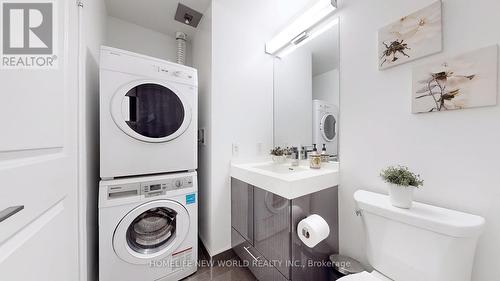 #419 -251 Jarvis St, Toronto, ON - Indoor Photo Showing Laundry Room
