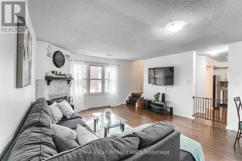 3 - 119 D'Ambrosio Drive, Barrie, ON - Indoor Photo Showing Living Room