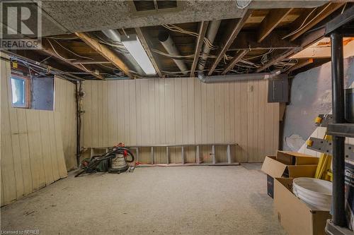 379 Fifth Avenue W, North Bay, ON - Indoor Photo Showing Basement
