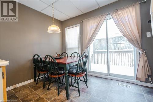 379 Fifth Avenue W, North Bay, ON - Indoor Photo Showing Dining Room