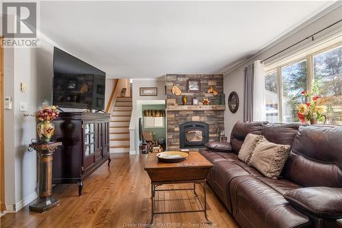 419 Saint Olivier, Saint-Louis-De-Kent, NB - Indoor Photo Showing Living Room With Fireplace