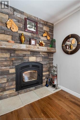 419 Saint Olivier, Saint-Louis-De-Kent, NB - Indoor Photo Showing Living Room With Fireplace