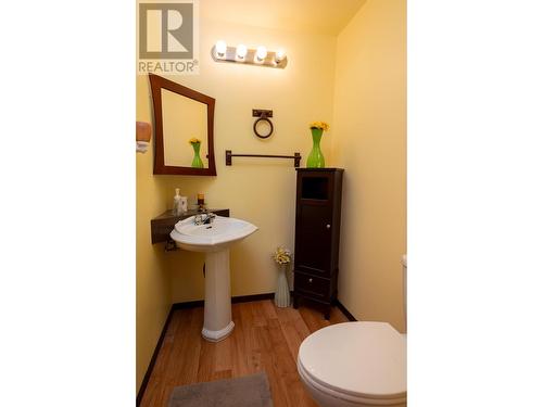 2033 Mcandrew Crescent, Prince George, BC - Indoor Photo Showing Bathroom