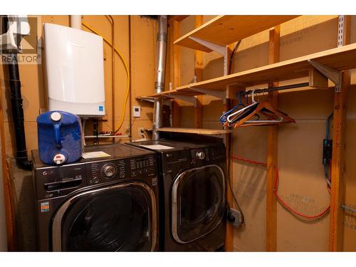 2033 Mcandrew Crescent, Prince George, BC - Indoor Photo Showing Laundry Room