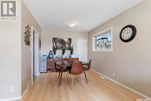 206 Macleod Avenue E, Melfort, SK - Indoor Photo Showing Living Room