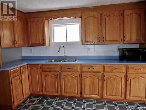 13 Riverside Drive, St. Stephen, NB - Indoor Photo Showing Living Room