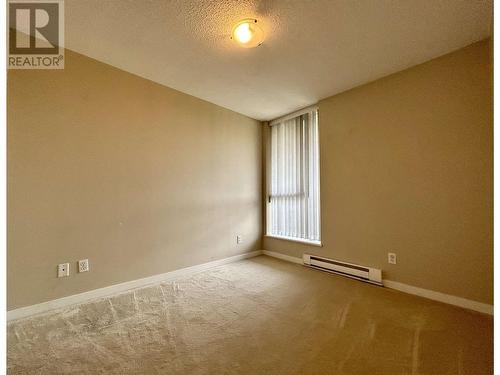 605 5068 Kwantlen Street, Richmond, BC - Indoor Photo Showing Other Room