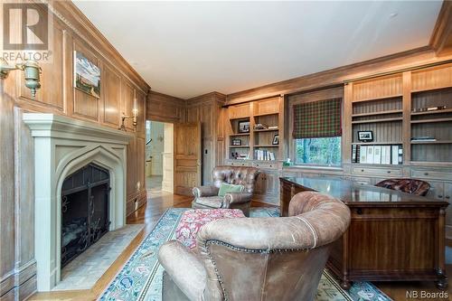 501 Kennebecasis Drive, Saint John, NB - Indoor Photo Showing Living Room With Fireplace