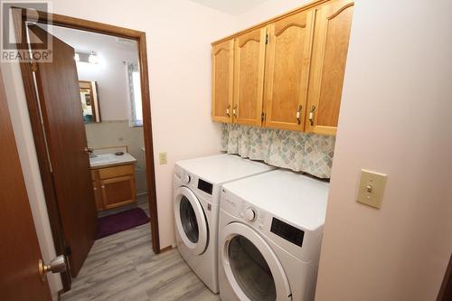 114 West Avenue, Oliver, BC - Indoor Photo Showing Laundry Room