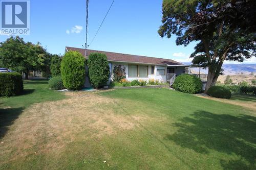 114 West Avenue, Oliver, BC - Outdoor