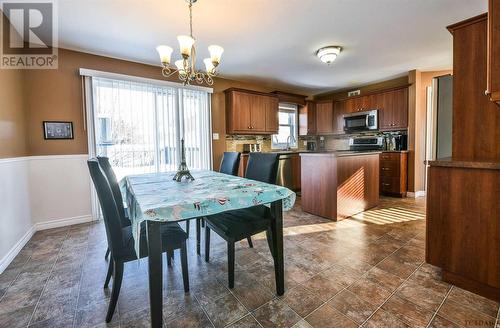 56 Jv Bonhomme Blvd, Timmins, ON - Indoor Photo Showing Dining Room