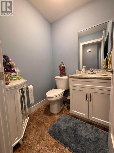 #17 -2380 9Th Ave E, Owen Sound, ON - Indoor Photo Showing Bathroom